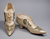 Pair of Woman's Oxford Shoes (Wedding) LACMA M.83.156.1a-b.jpg