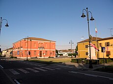 Piazza Guglielmo Marconi (Bagnolo di Po).jpg