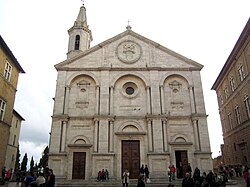 Pienza - Duomo.jpg