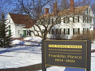 <span class="mw-page-title-main">Pierce Manse</span> Historic house in New Hampshire, United States