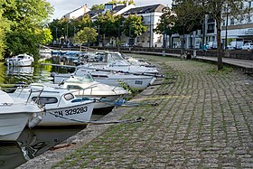 Quai de Versailles makalesinin açıklayıcı görüntüsü