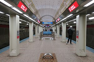 Red Line-platform bij Jackson.jpg