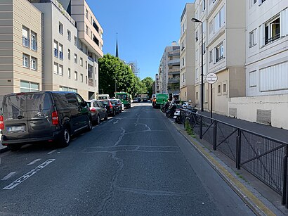 Comment aller à Rue Duranti en transport en commun - A propos de cet endroit