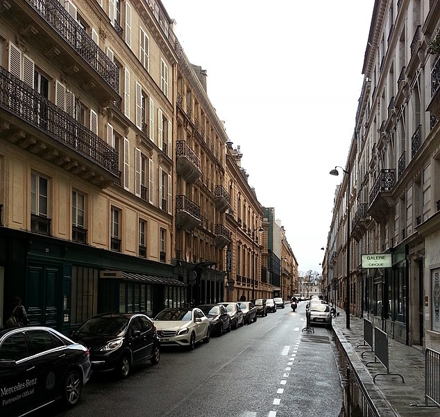 File:Rue du Cirque, Paris.jpg