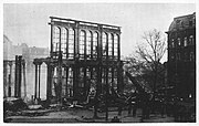 Ruïnes van het Paleis voor Volksvlijt na de brand, april 1929.