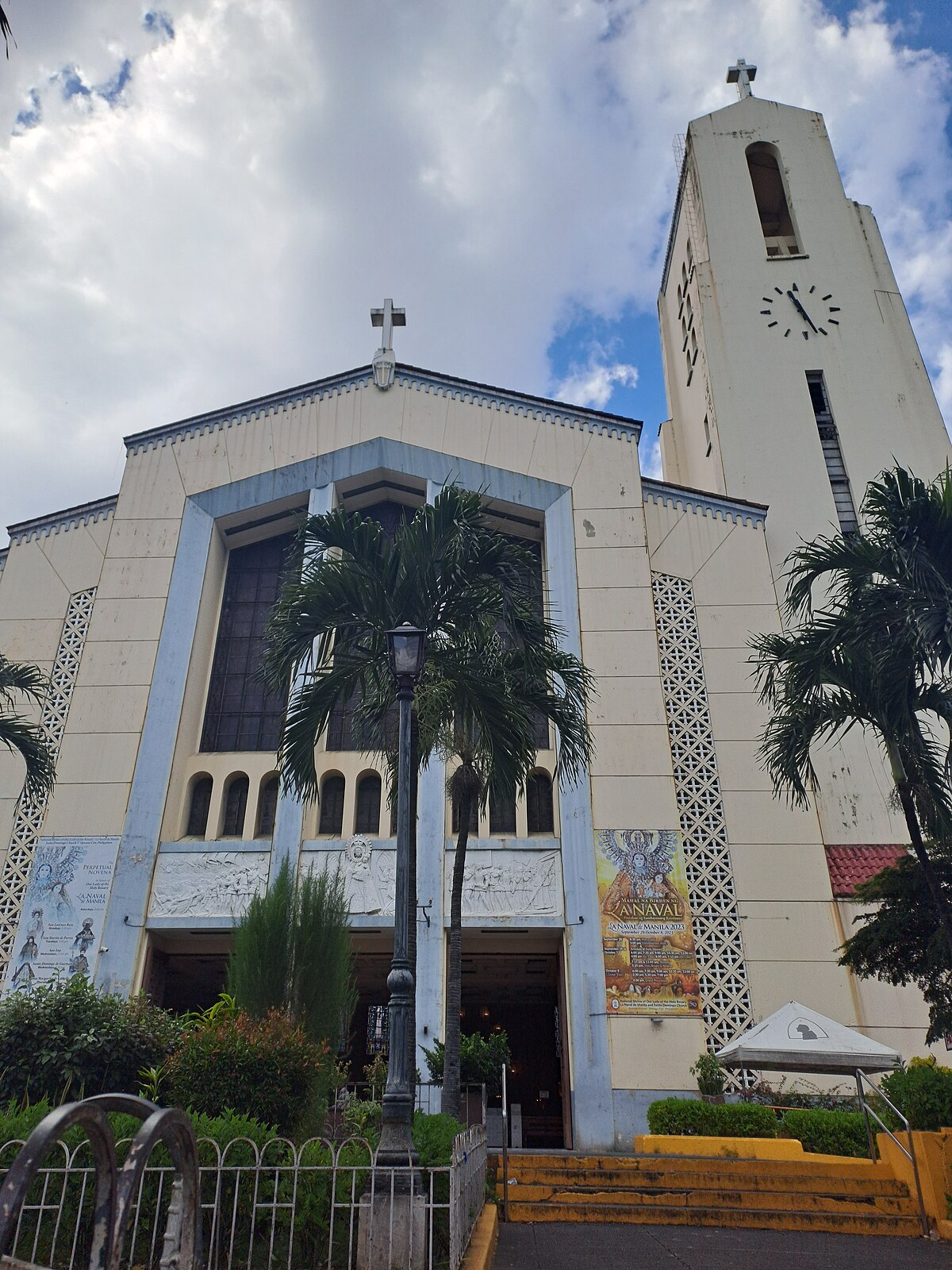1200px Santo Domingo Church QC 2023 10 30