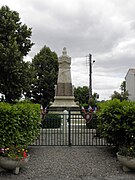 Le monument aux morts.