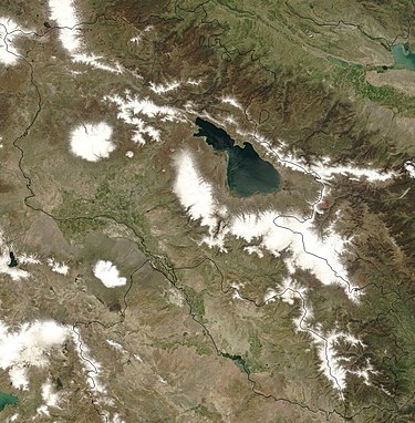 https://upload.wikimedia.org/wikipedia/commons/thumb/c/c8/Satellite_image_of_Armenia_in_May_2003.jpg/375px-Satellite_image_of_Armenia_in_May_2003.jpg
