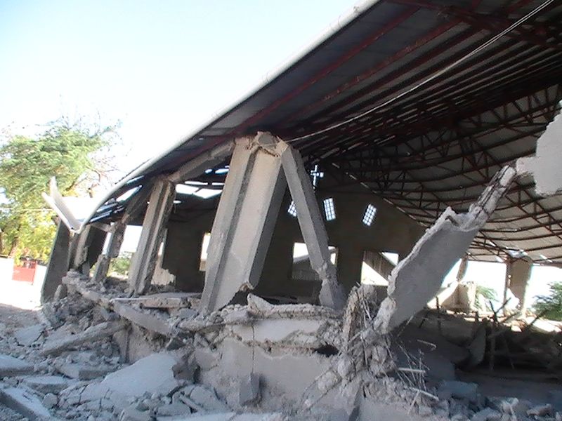 File:School buiding on La Gonave, Haiti.jpg