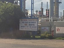 A sign on the exterior of the plant counting the days since the plant has been the focus of an incident. Sign at Husky Energy in Superior Wisconsin.jpg