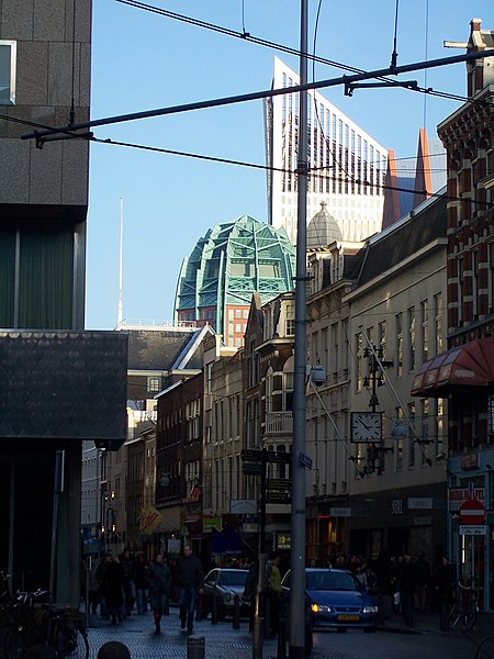 File:Spuistraat - Den Haag - 2007 - panoramio.jpg