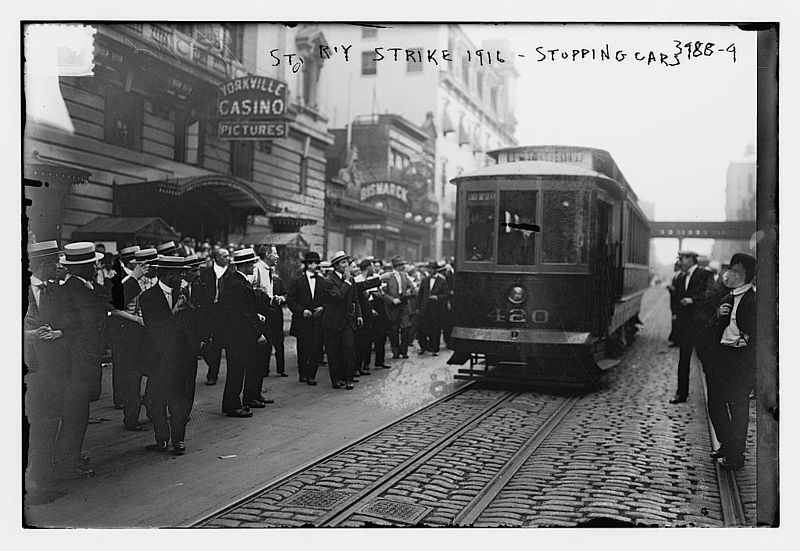 File:St. R'Y strike, 1916 - Stopping cars (LOC).jpg