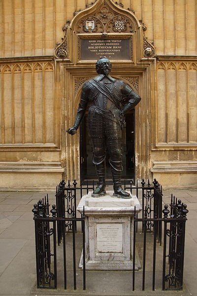 File:Statue of William Herbert, 3rd Earl of Pembroke, Bodleian Library, Oxford.jpg