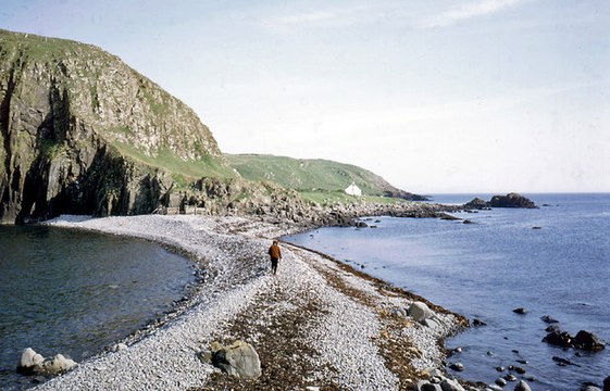 Storm beach connecting Garbh Eilean and Eilean an Tigh. The narrow neck of pebbles is covered at spring tides and during storms.