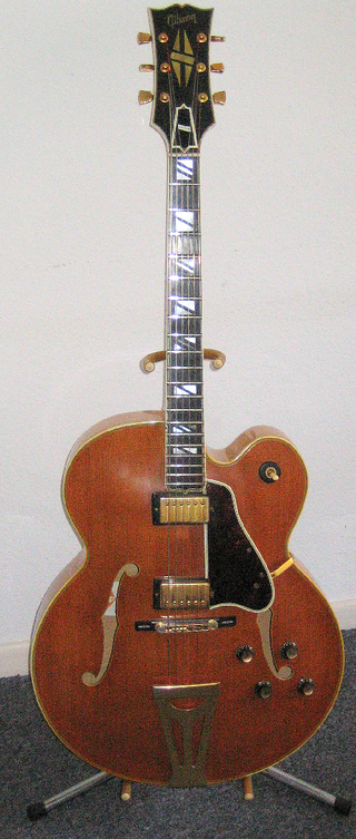 <span class="mw-page-title-main">Archtop guitar</span> Type of steel-stringed acoustic or semi-acoustic guitar