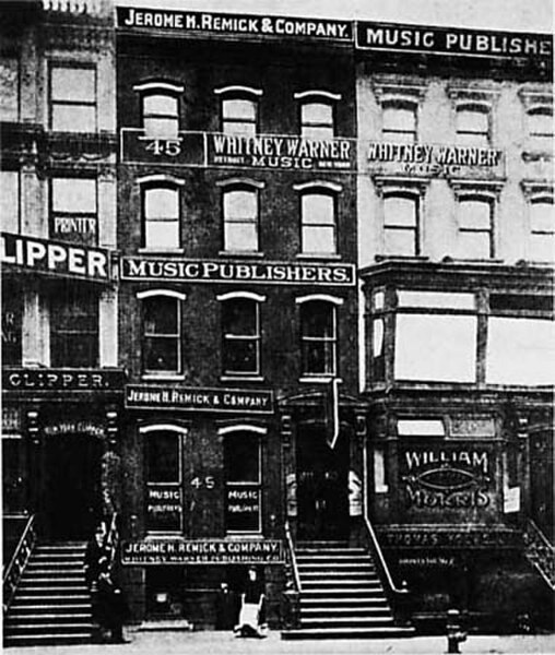 Buildings of Tin Pan Alley, 1910