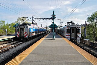 <span class="mw-page-title-main">55th–56th–57th Street station</span> Commuter rail station in Chicago, Illinois