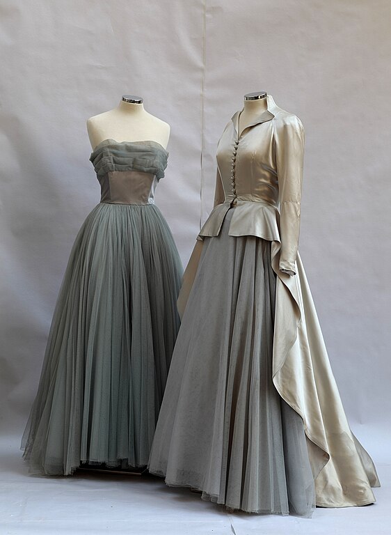 File Two Jean Dess s evening gowns  1951 jpg Wikimedia 