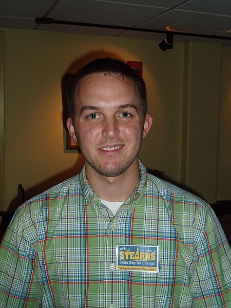 File:Tyler Stearns supporter (221303568).jpg