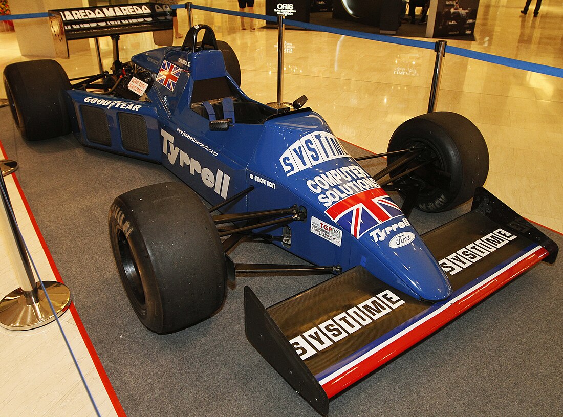 Tyrrell 012