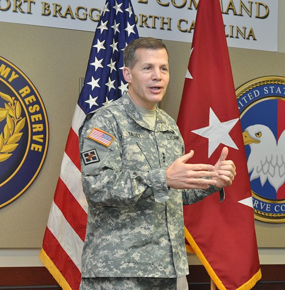File:U.S. Army Lt. Gen. Jeffrey Talley, the chief of Army Reserve, and the commanding general of the U.S. Army Reserve Command addresses the investigator general staff, as he prepares to administer the oath to 131212-A-CV700-001.jpg