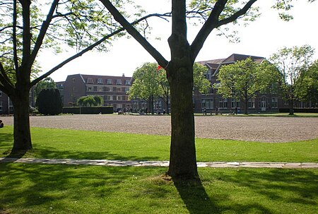 Tập_tin:University_College_Utrecht.JPG