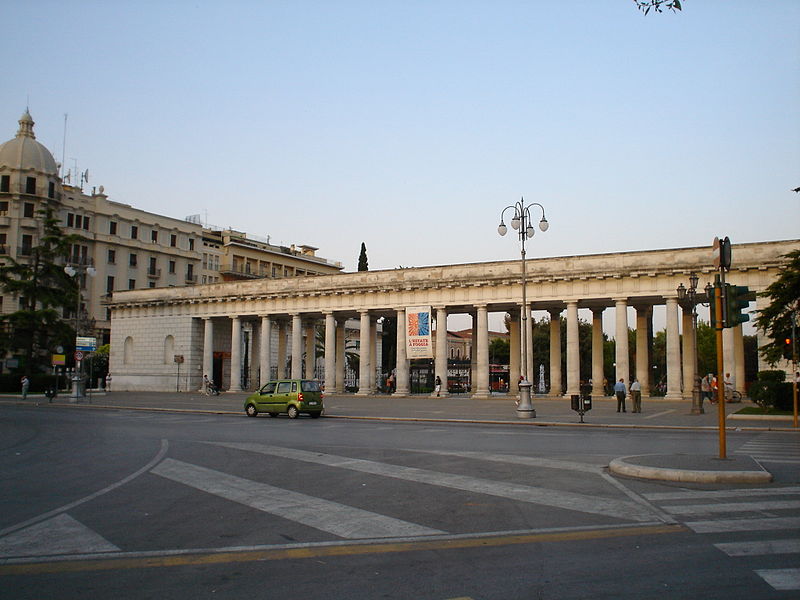 Datoteka:Villacomunalefoggia.JPG