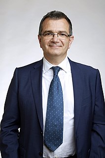 Vincenzo Cerundolo Director of the MRC Human Immunology Unit and a Professor at the University of Oxford