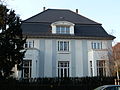 Villa mit Einfriedung