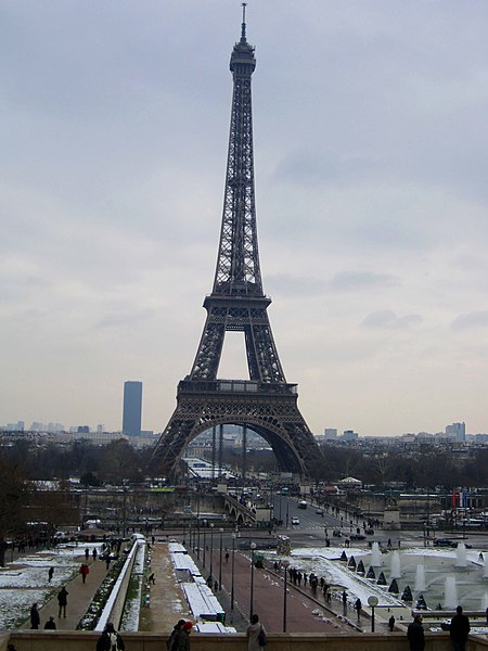 File:Vue sur la Tour Eiffel , Eiffel Tower in Paris France 5.JPG