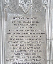 Mémorial à Westminster Hall commémorant les membres de la Chambre des communes morts à la Grande Guerre, dont Harold Cawley. (Oswald Cawley est nommé en bas de liste, hors-champ de cette image.)