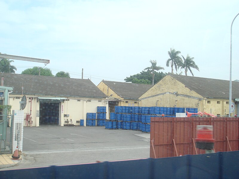 File:Warehouseofformersugarfactory.JPG