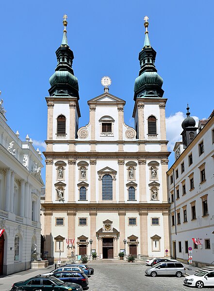 File:Wien - Universitätskirche (1).JPG