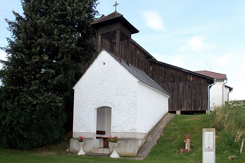 File:Wiesmath - Kapelle Beistein (01).jpg