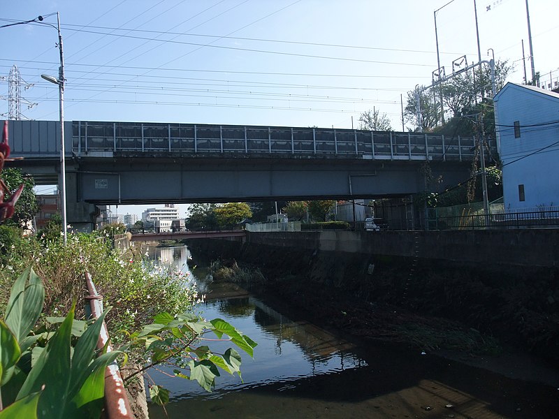 File:Yagami bridge 01.jpg