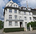 Apartment building in half-open development (structural unit with No. 4 and 6), with front garden