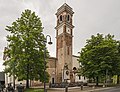 Zelarino - Parrocchia Maria Immacolata e San Vigilio - Il monumento ai caduti.jpg