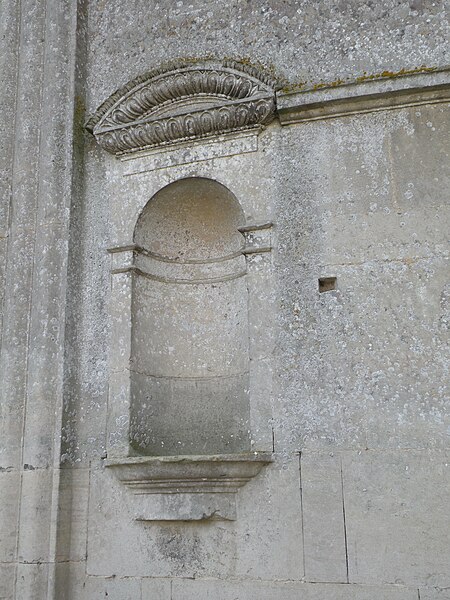 File:Église Saint-Pierre et Saint-Paul de Jouy-sous-Thelle 15.JPG