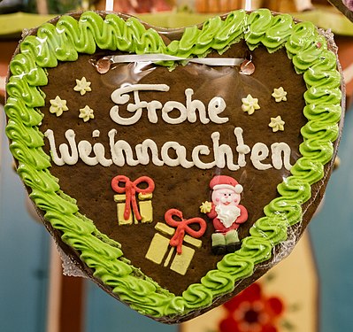 Gingerbread heart with Christmas wish