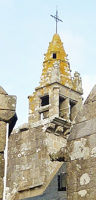 Le clocher de la chapelle Saint-Colomban.