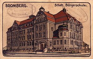 Gymnasium on a 1914 postcard 1914 liceum NdegVI.jpg