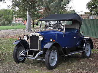 1925 open 2-seater 1933 Rover 10 Special 1925 Rover 9 roadster (3017369975) (cropped).jpg
