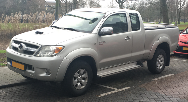 File:2008 Toyota Hilux Xtra Cab 4x4 2.5 (KUN25L-CRMSHW).png 