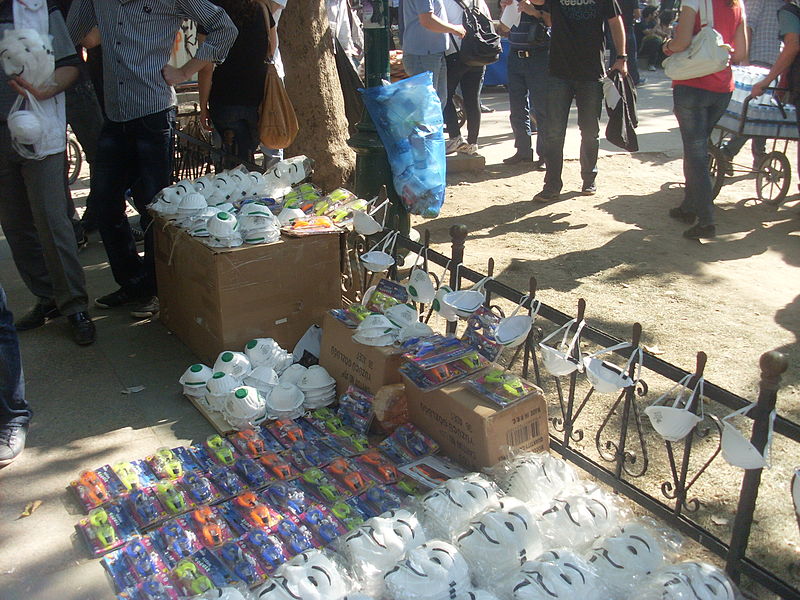 File:2013 Taksim Gezi Park protests, Seller of gas masks and goggles at Taksim Gezi Park on 4th June 2013.JPG