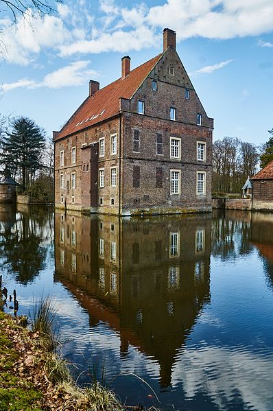 File:20160327 Haus Welbergen, Welbergen, Ochtrup (04388).jpg