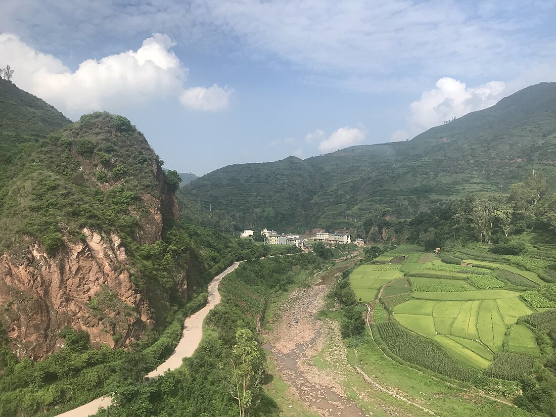 File:201908 Longchuan River in Xuanzihe.jpg