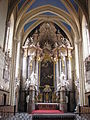 Kiriku sisemus vaatega altarile