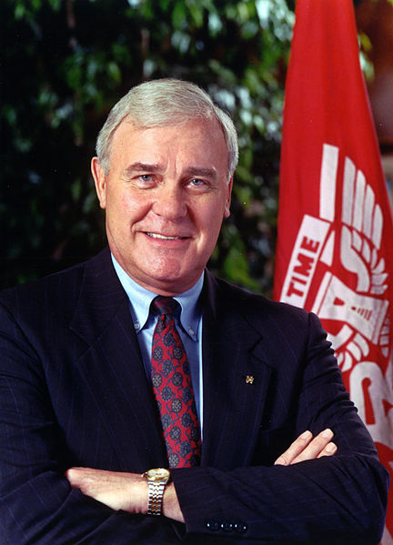 Arthur K. Smith, sixth chancellor of UH System