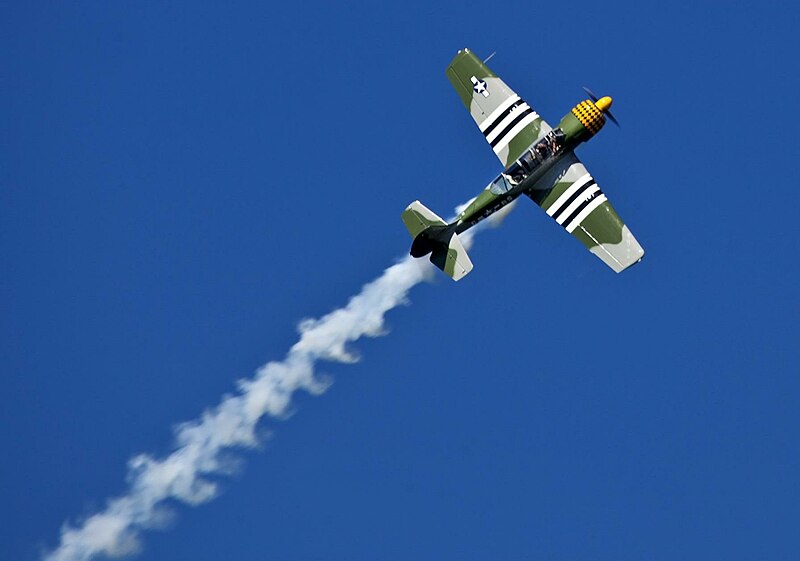 File:Aerobatics over Bramble Bay-2 (5721357760).jpg