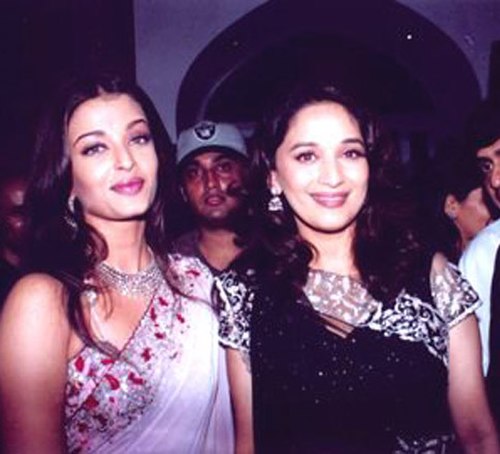 The song is picturized on Aishwarya Rai (left) and Madhuri Dixit (right).